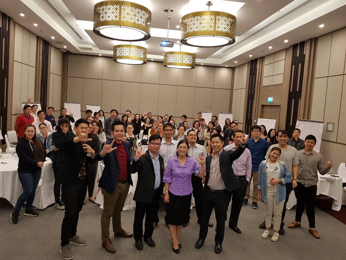 การฝึกอบรมหลักสูตร “ทัพรบยังมียุทธวิธี SME ต้องมีกลยุทธ์” โครงการยกระดับ SMEs สู่ Global ด้วยการค้าออนไลน์