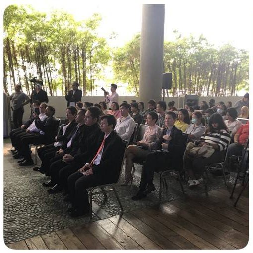 พิธีเปิดโครงการส่งเสริมการเรียนรู้อิเล็กทรอนิกส์ด้านพาณิชย์