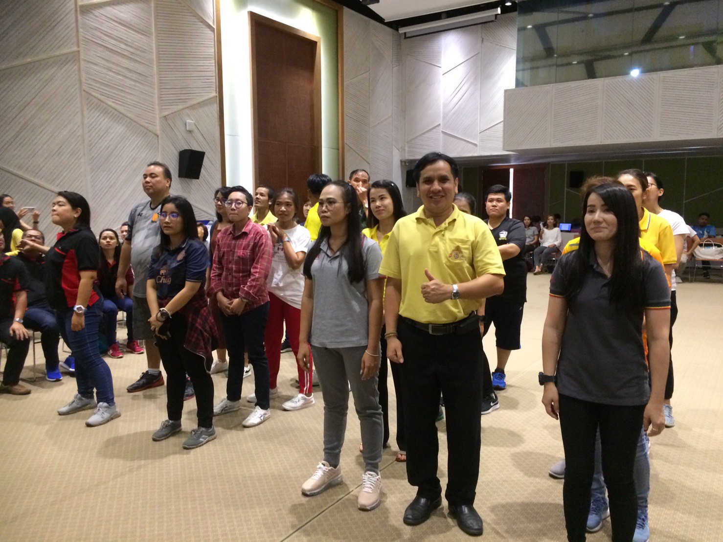 วันศุกร์ที่ 24 พฤษภาคม 2562 คณะทำงาน Happy Workplace กท.กสอ. ได้ทำหน้าที่เป็น อ.ที่ปรึกษาในการนำผู้ประกอบการจำนวน 12เข้าร่วมกิจกรรม HEALTHY ORGANIZAYION FOR HAPPY BODY 