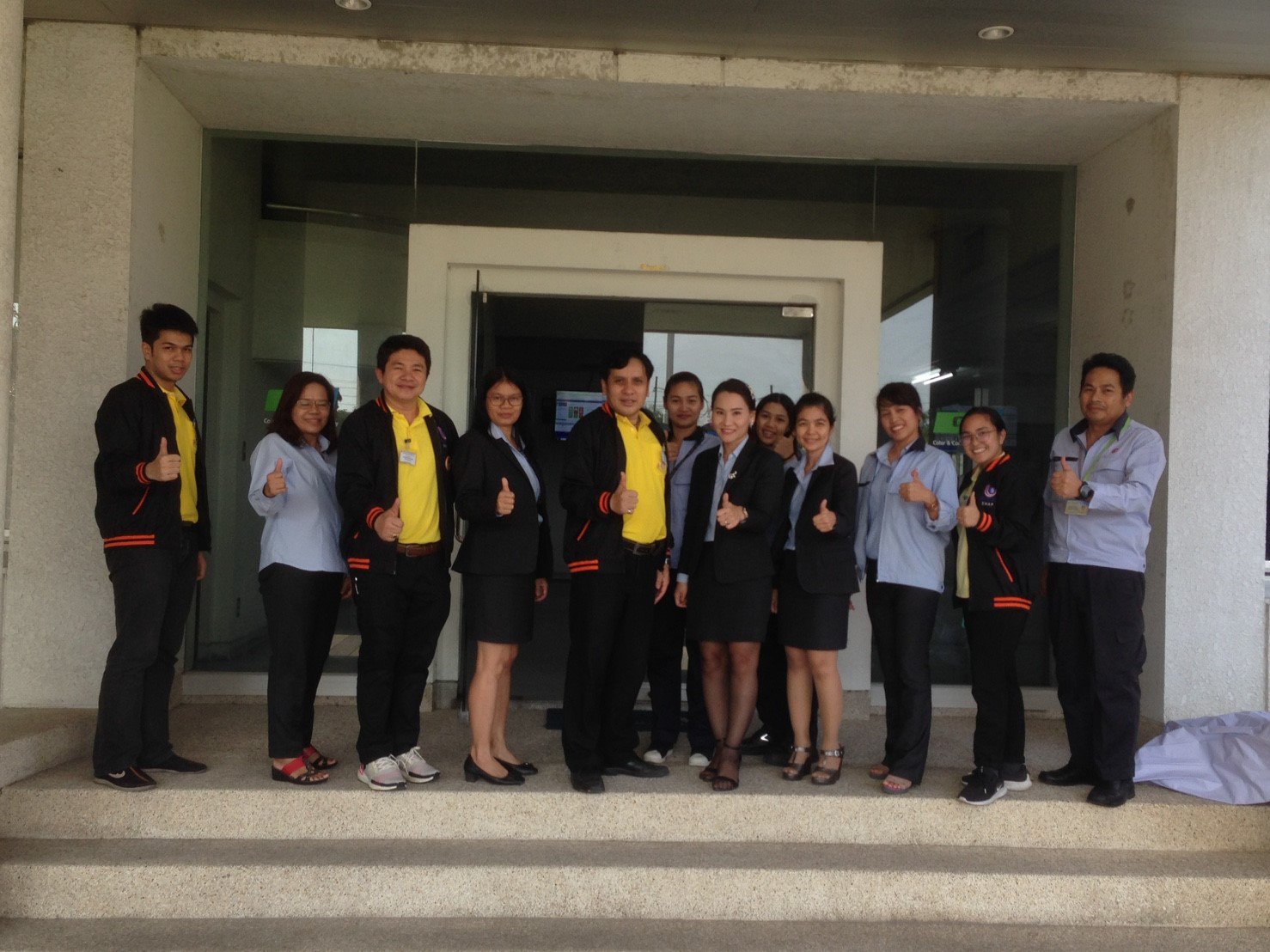 วันศุกร์ที่ 11 ตุลาคม 2562  คณะทำงาน Happy Workplaceติดตามและให้คำปรึกษาแนะนำตัวแทนคณะทำงาน Happy Workplace บริษัท สยามเคมิคอลอินดัสตรี้ จำกัด 