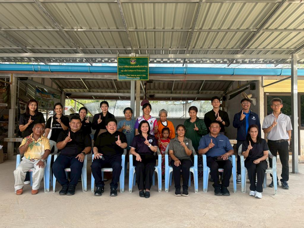 นายมนตรี วงค์มั่นกิจการ ผู้อำนวยการกองพัฒนาดิจิทัลอุตสาหกรรม  ลงพื้นที่กำกับติดตามผลการดำเนินงานของสถานประกอบการในพื้นที่จังหวัดระนอง