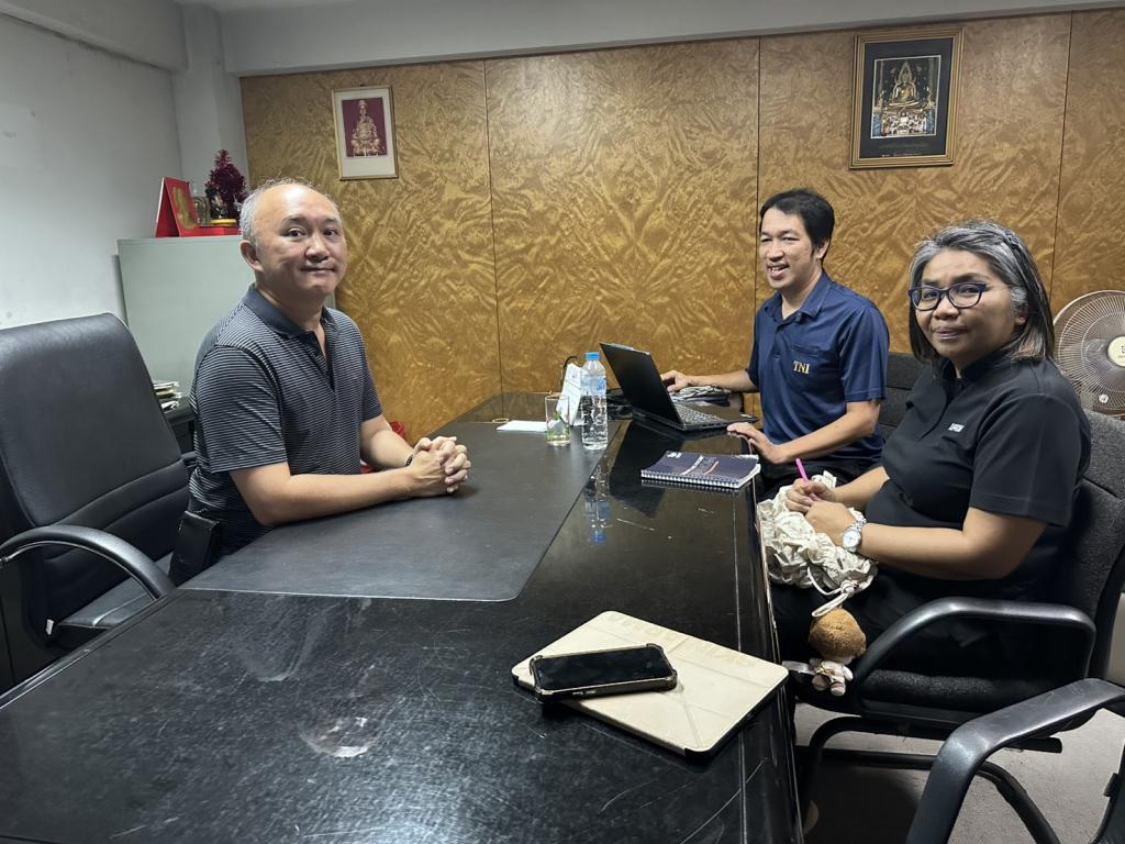 ผอ.กท. มอบหมายให้เจ้าหน้าที่กลุ่มเชื่อมโยงธุรกิจดิจิทัลอุตสาหกรรมกำกับติดตาม กิจกรรมการเพิ่มประสิทธิภาพ SMEs ด้วยซอฟต์แวร์และ AI