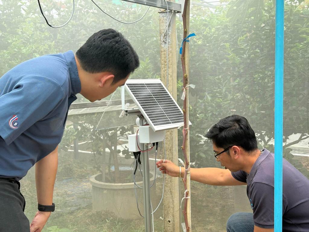 กำกับติดตาม "สวนองุ่น 4P" ที่เข้าร่วมกิจกรรมการประยุกต์ใช้เทคโนโลยีดิจิทัล (เกษตรอัจฉริยะ : Smart Farm) สำหรับอุตสาหกรรมเกษตรแปรรูป
